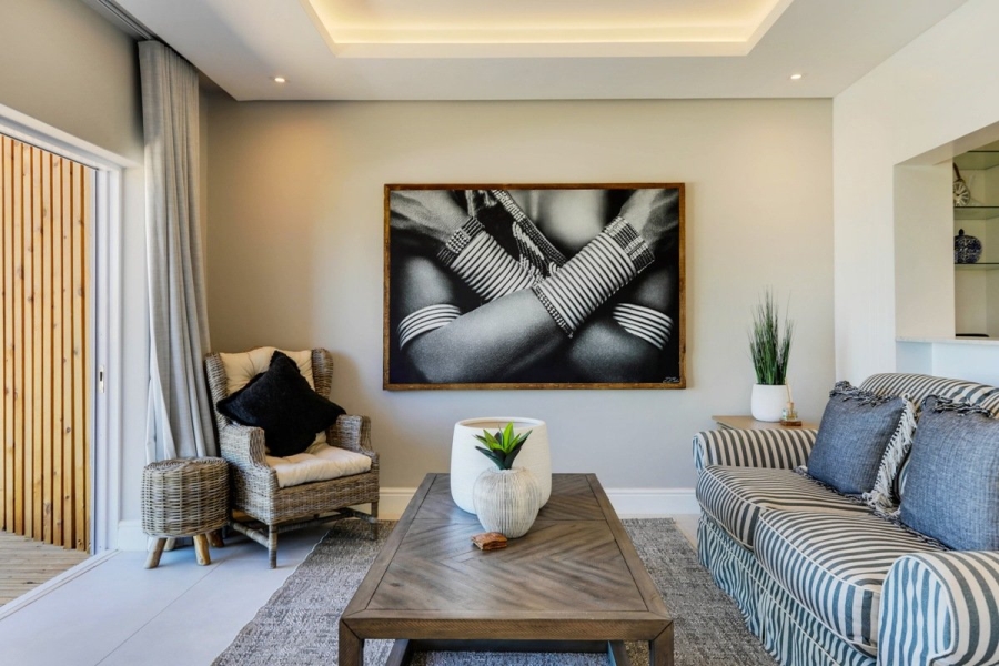 5 Bedroom Property for Sale in Bakoven Western Cape